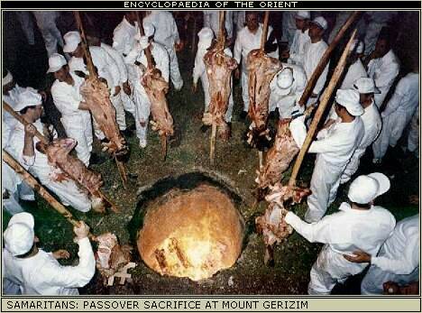 Samaritans: Passover sacrifice at Mount Gerizim